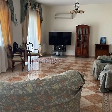 Vilă Luxury 3 Bedroom Sea -view